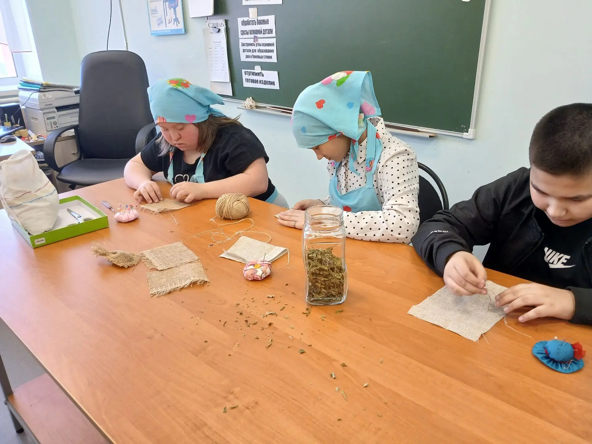 В День единых действий "Без срока давности" в память о геноциде советского народа нацис...
