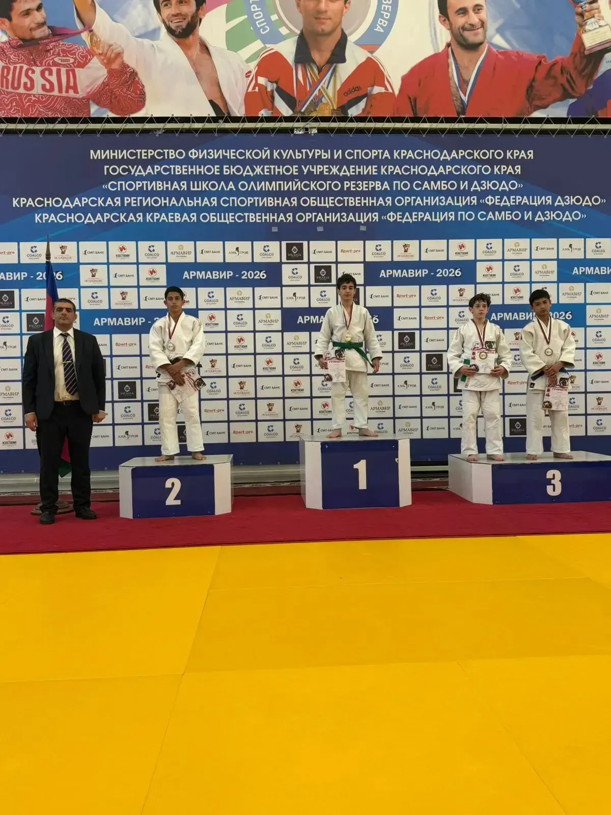 🥇С огромной радостью и чувством гордости сообщаем Вам блестящую новость.   Учащийся нашей школы, Мих