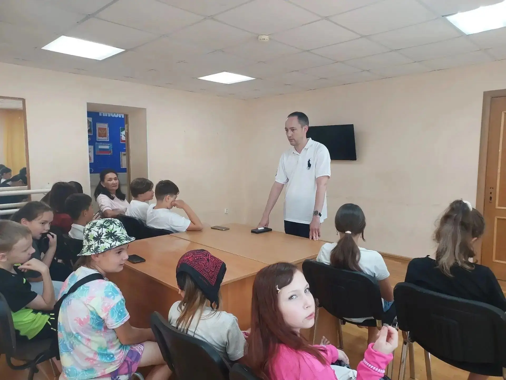 На базе молодежного (подросткового) клуба «Электрон» психологом Семейного многофункционального центр