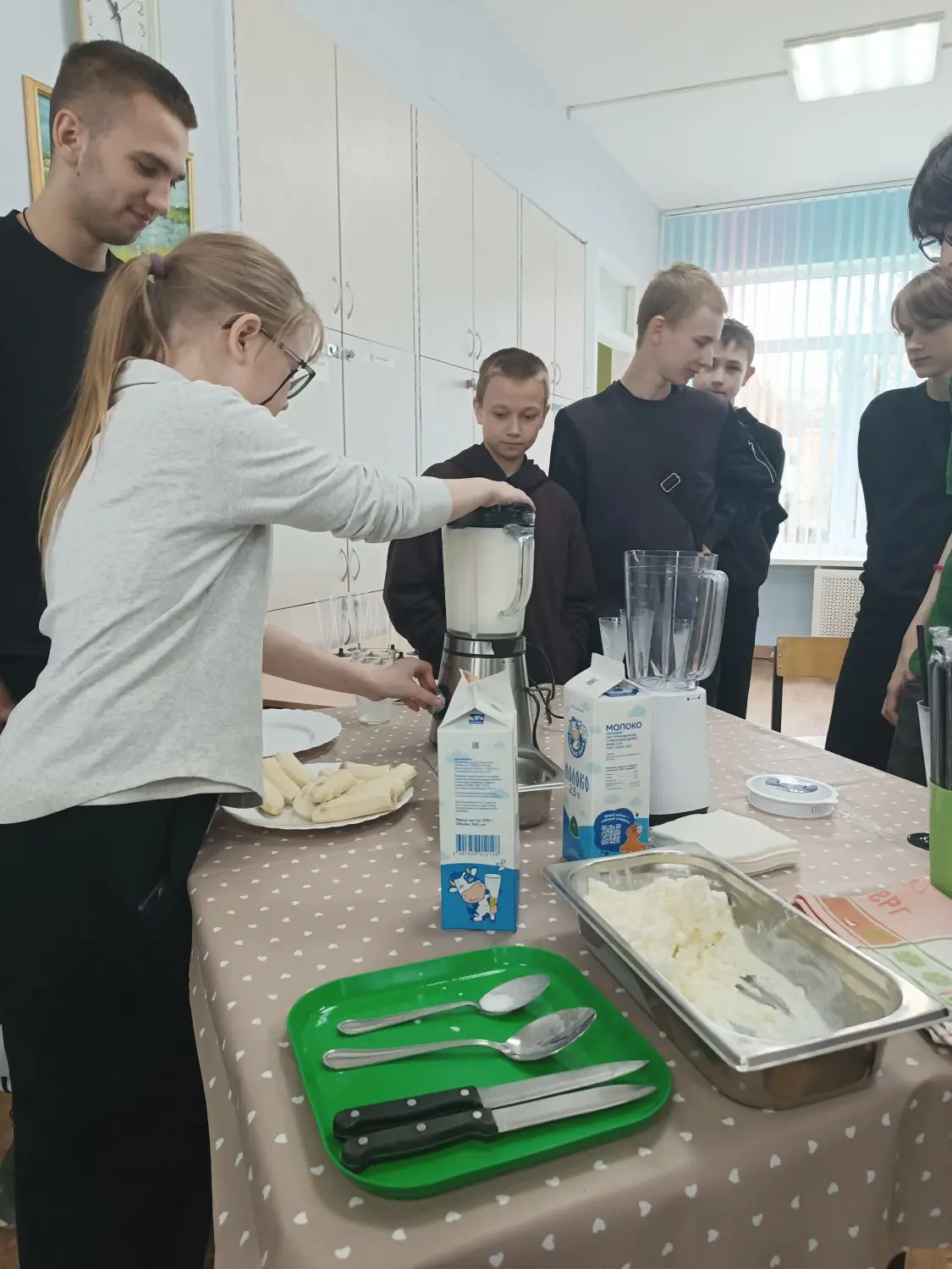 🔥 Вот это день получился — наши ребята побывали на "Ярмарке профессий" в школе для обучающихся с огр