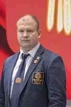 Тренер‑преподаватель отделения пауэрлифтинга СШ «Юность» Антон Сергеевич Болтинский под...