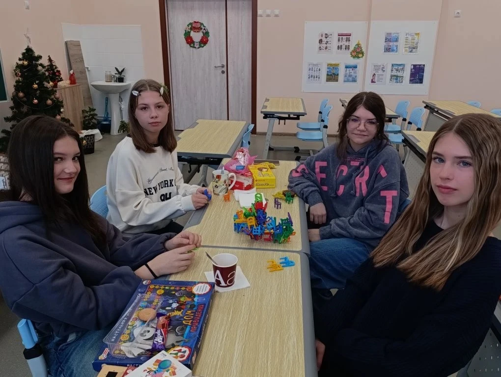 ❄ Активные зимние каникулы  Зимние каникулы — волшебное время для новых впечатлений и ярких эмоций! 