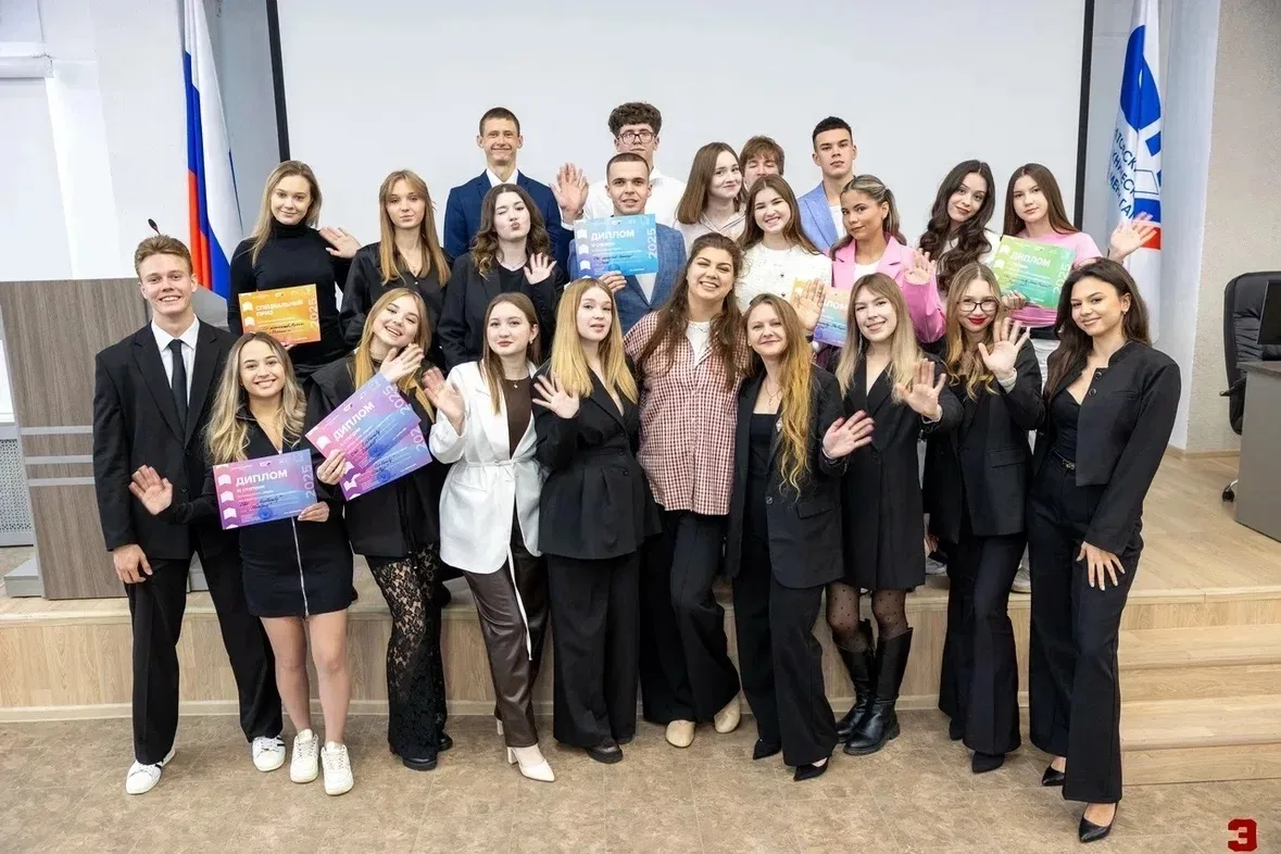 С днём рождения, Ирина Сергеевна💝

🎉Сегодня мы поздравляем с Днём рождения лучшего заместителя дир