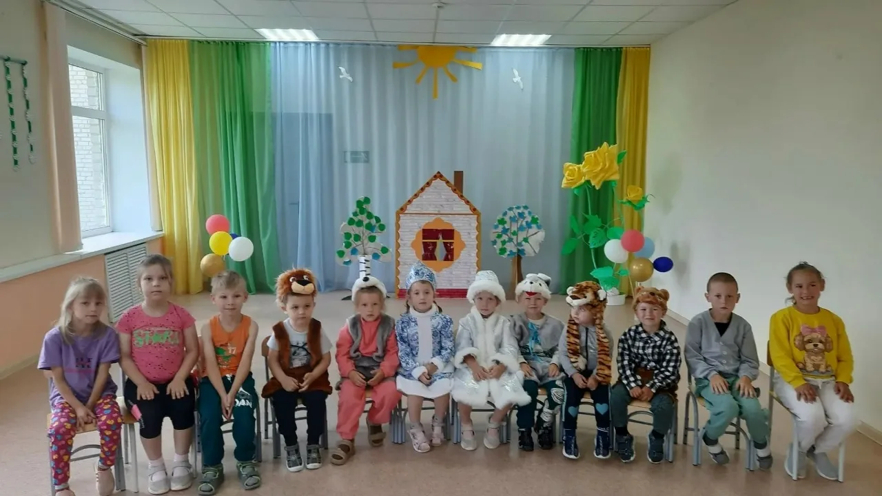 В детском саду "Колокольчик" прошло увлекательное мероприятие - игра-путешествие "В гос...