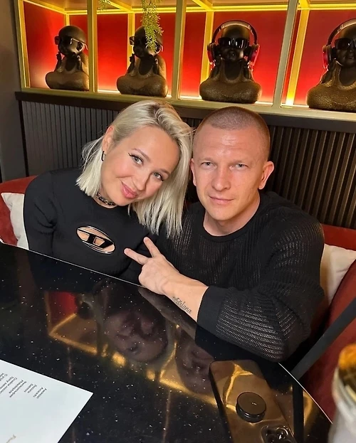 Клава Кока ушла из лейбла Black Star, в котором состояла 10 лет: Пашу назвал причину увольнения  6 д