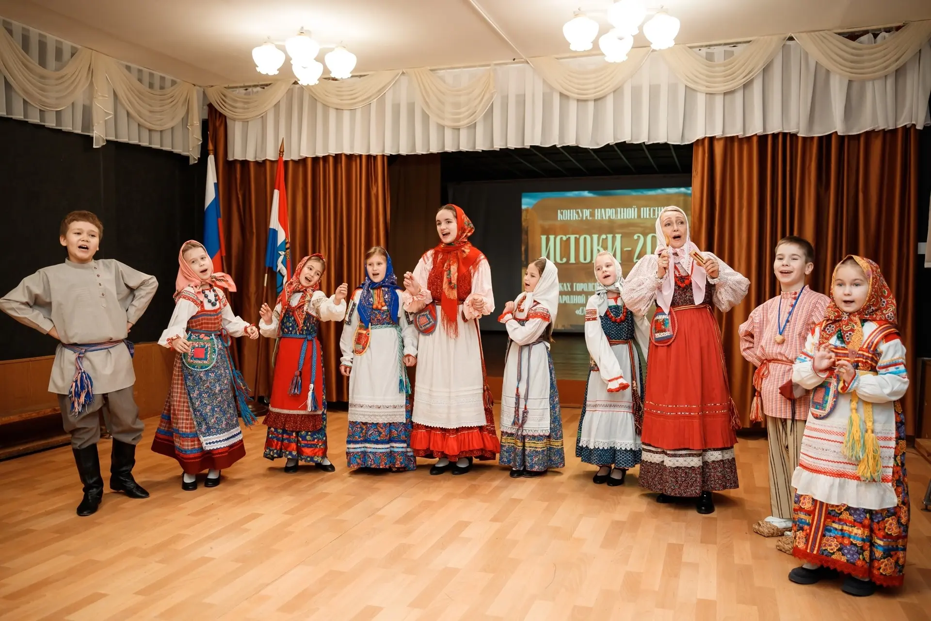 Поздравляем Образцовый ансамбль народной песни "Самаряночка", Махмудова Романа - Дипломом 2 место в 