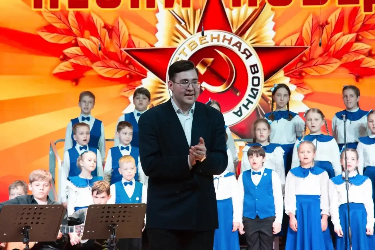 🎖️"Песни Великой Победы!"  Гастроли. Приозерск.   С успехом прошёл концерт в рамках насыщенной поезд