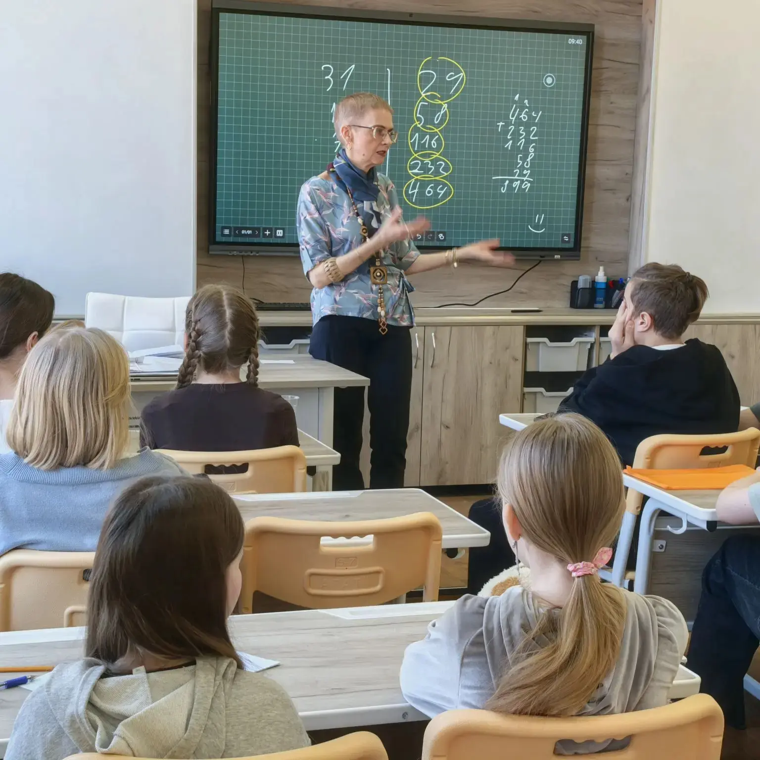 В весенние каникулы  наши десятиклассники традиционно отправляются в образовательную поездку в Карел