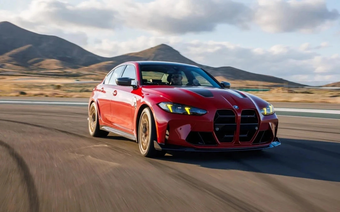 Спецверсия BMW M3. Меньше мощи, но с "механикой".