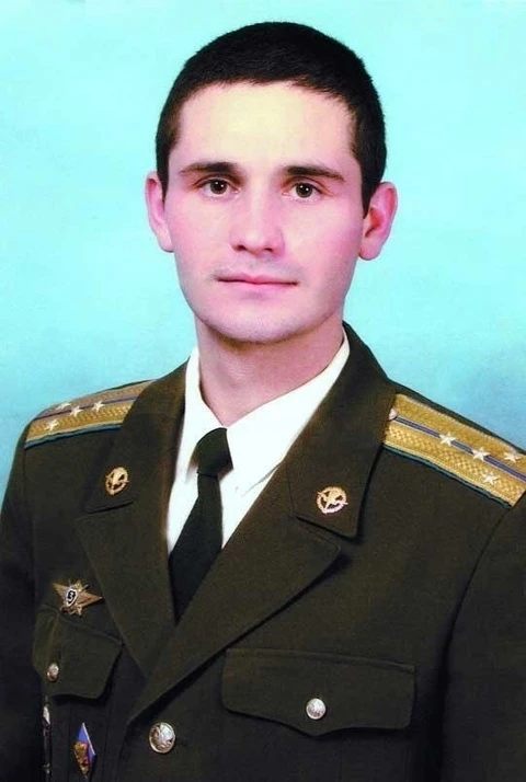 25 августа 1981 родился Дмитрий Васильевич Жидков - гвардии капитан 45-го гв. ОП СпН ВДВ.