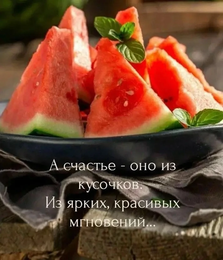 Яркие и красивые мгновения ждут вас на наших спектаклях: