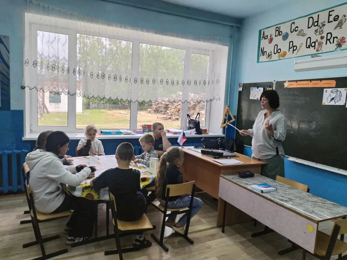 🍀️День окружающей среды в нашем лагере!☘️
С утра зарядились энергией на свежем воздухе: сделали эко