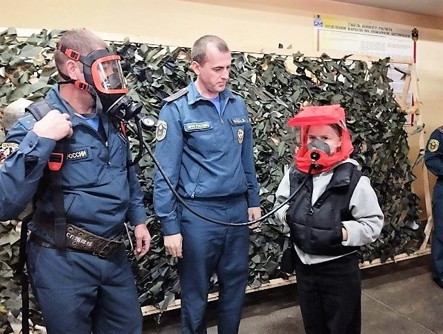 В гостях у настоящих героев: экскурсия 6 «Б» класса в пожарно-спасательную часть №61