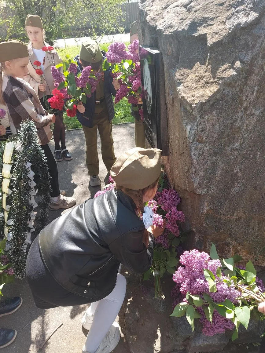 🕊️Накануне Великого праздника — 9 Мая — второклассники Константиновской СОШ №2 торжест...