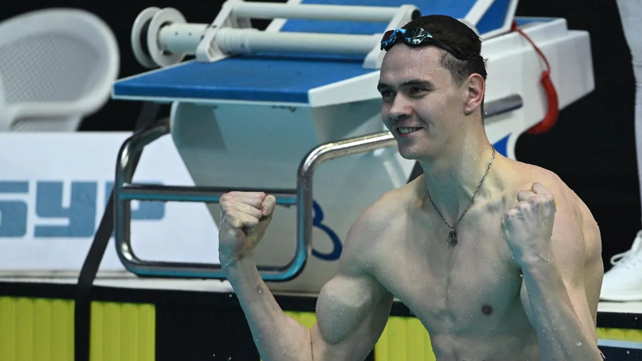 🚀 БОЛЕЕМ ЗА НАШИХ НА КУБКЕ МИРА В БАКУ! 🏊‍♂️🏊‍♀️