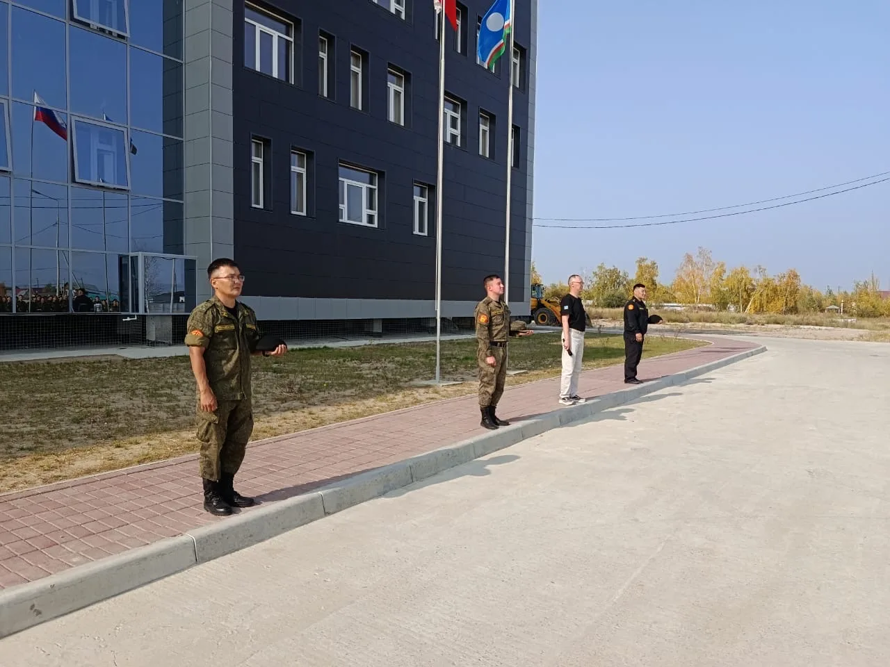 В рамках военно-полевых учебных сборов проведена торжественная линейка, посвященная Дню...