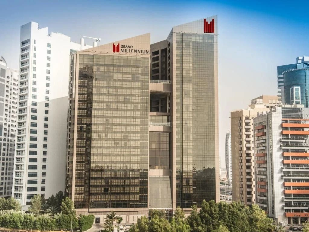 ✨ Роскошь и комфорт в самом сердце Дубая!

🏨 Grand Millennium Dubai (Ex. Millennium Towers Hotel Du