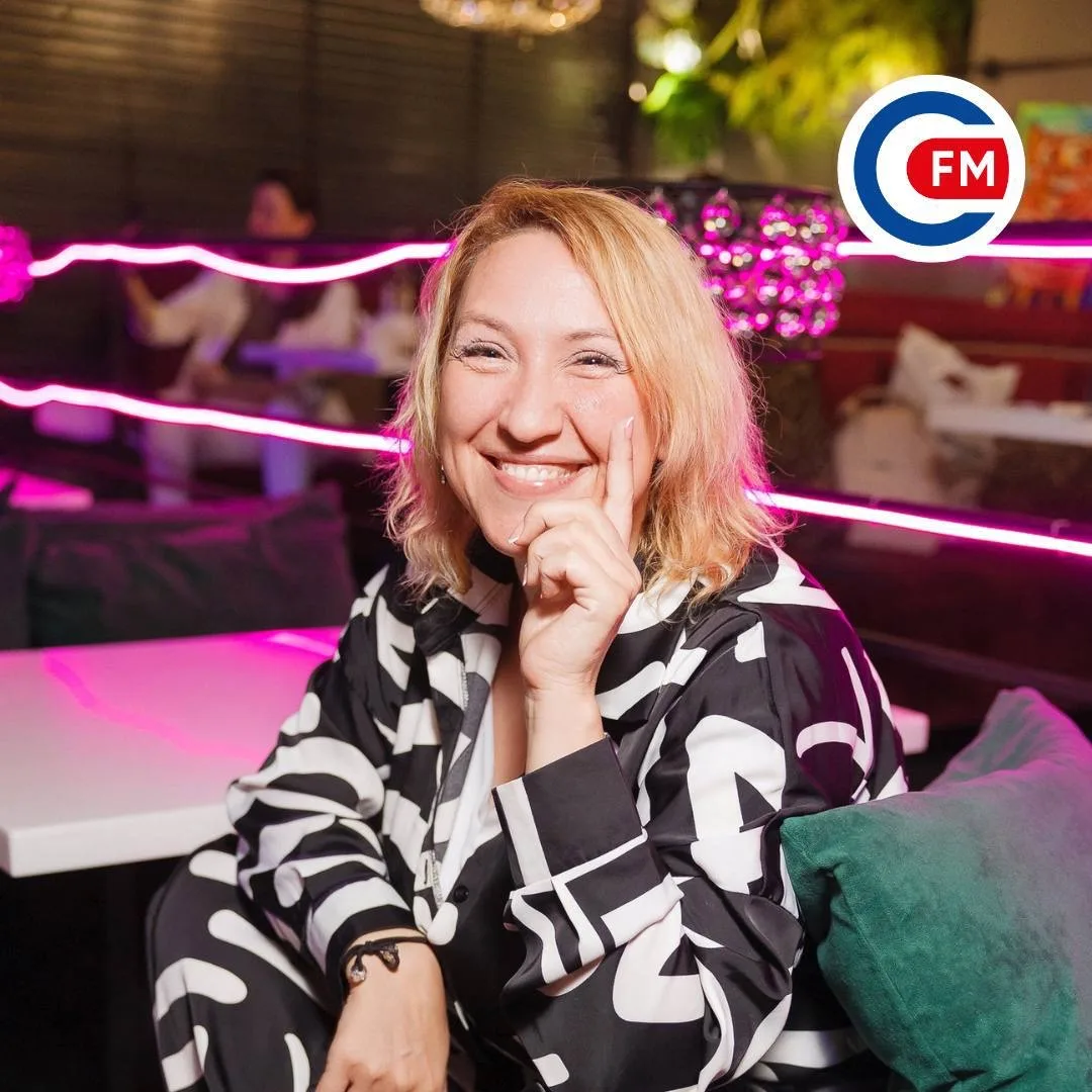 Сегодня с вами до 17:00 Дарина Чернова 🔥