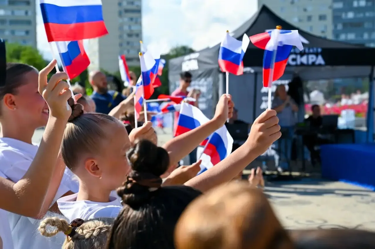 🇷🇺 С Днём Государственного флага России!