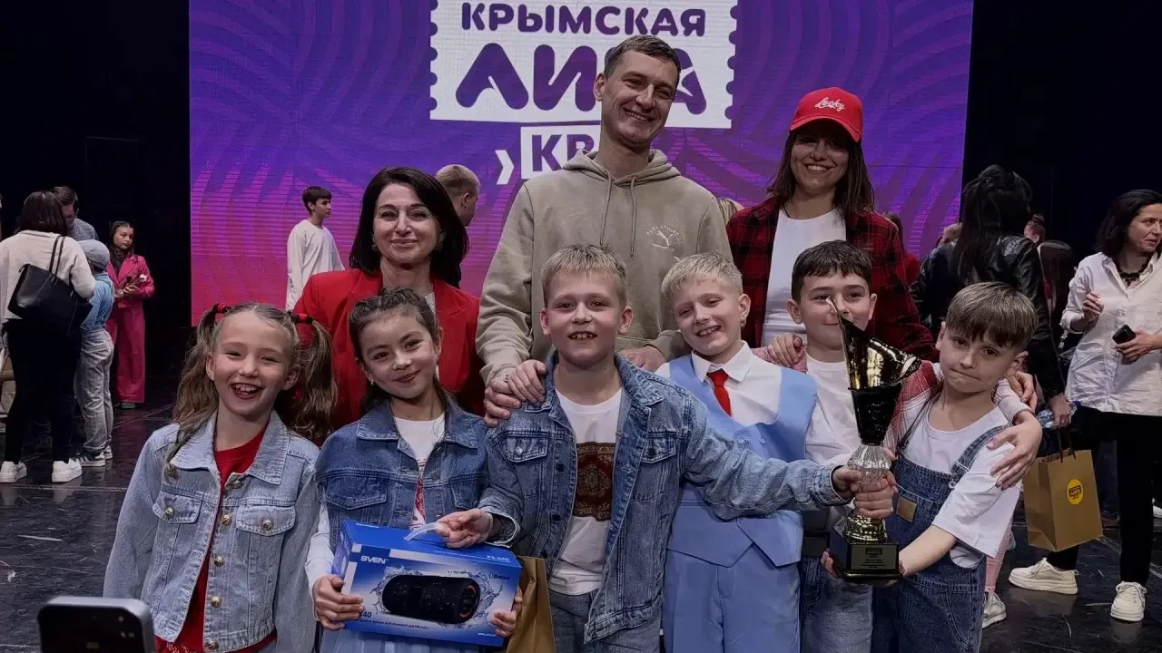 Кубок юности – НАШ!🏆🎉  📌28 апреля во Дворце культуры профсоюзов прошла игра Всекрымской юниор-лиги «