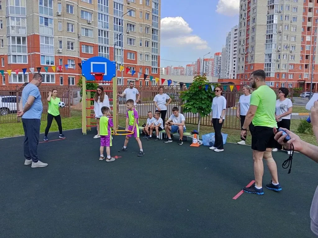 Мы победили! Наша команда заняла 2 место в городской семейной спартакиаде "Папа, мама, ...