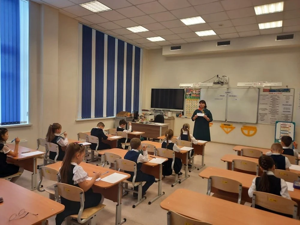 ⚡7 февраля наши первоклассники приняли участие в муниципальном туре Открытой всероссийской интеллект
