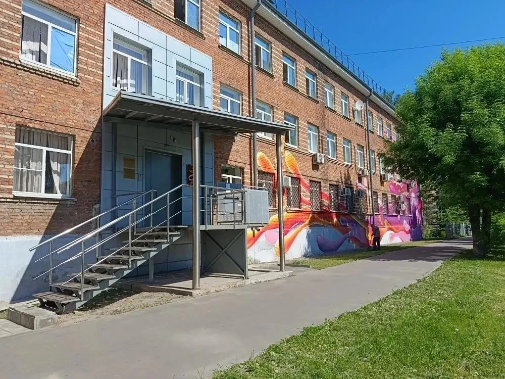 🌿 О работах по покосу травы на ул. Гагарина, 8а
