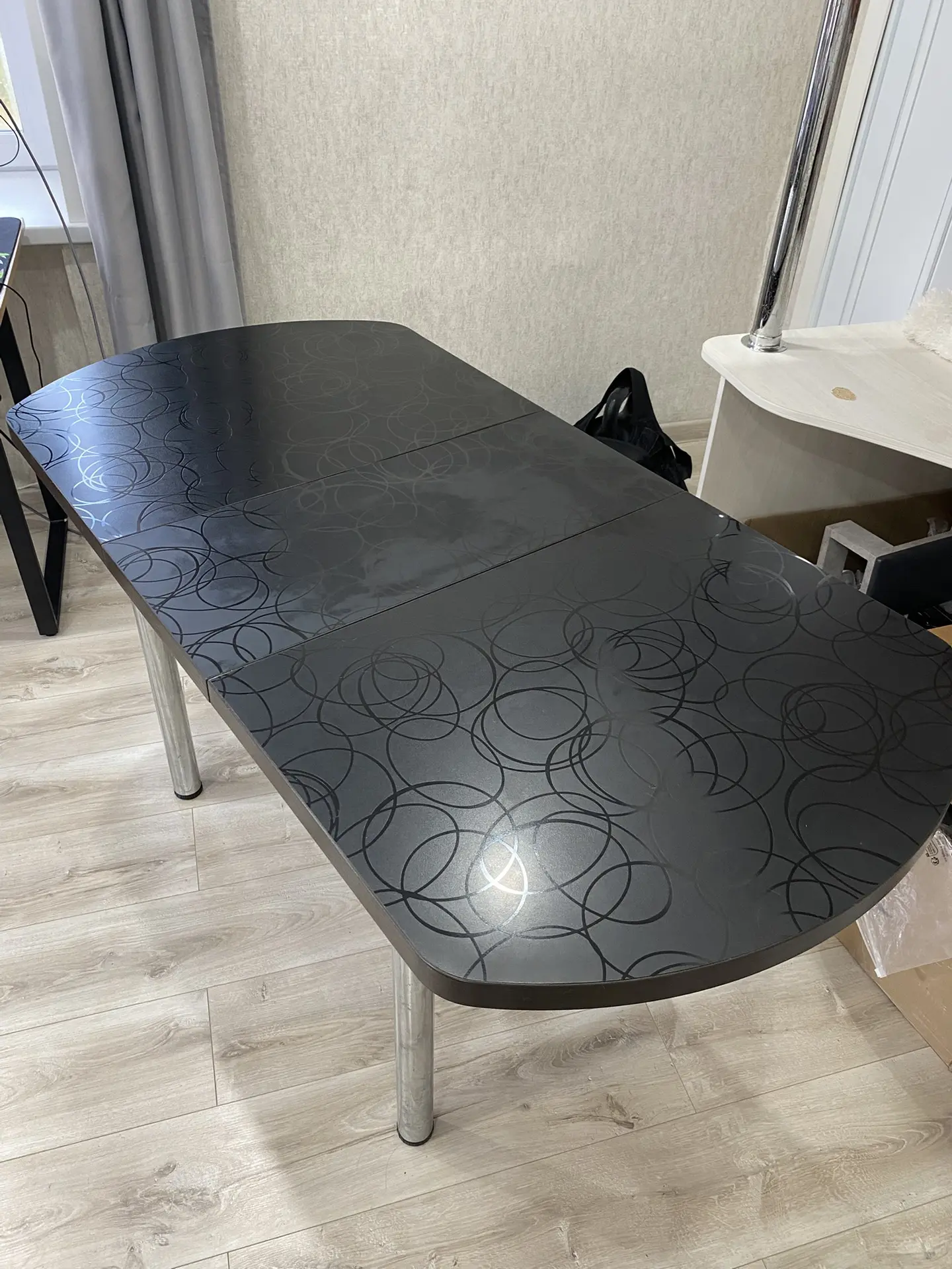 Продаю стол - 2500 ₽