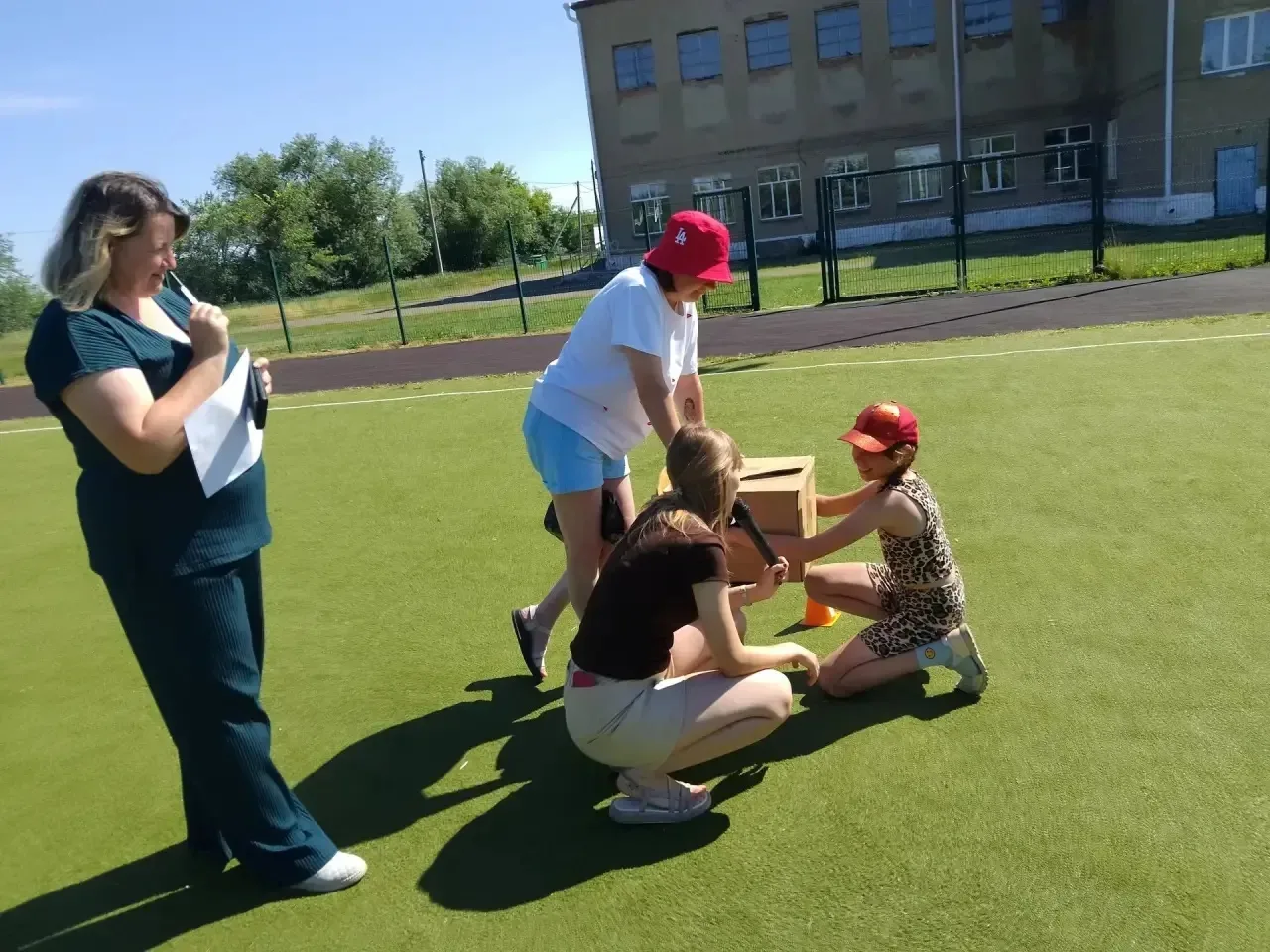 🌞 14 июня — 7-й день нашего пришкольного лагеря!

👍Наш день начался традиционно — с бодрящей актив