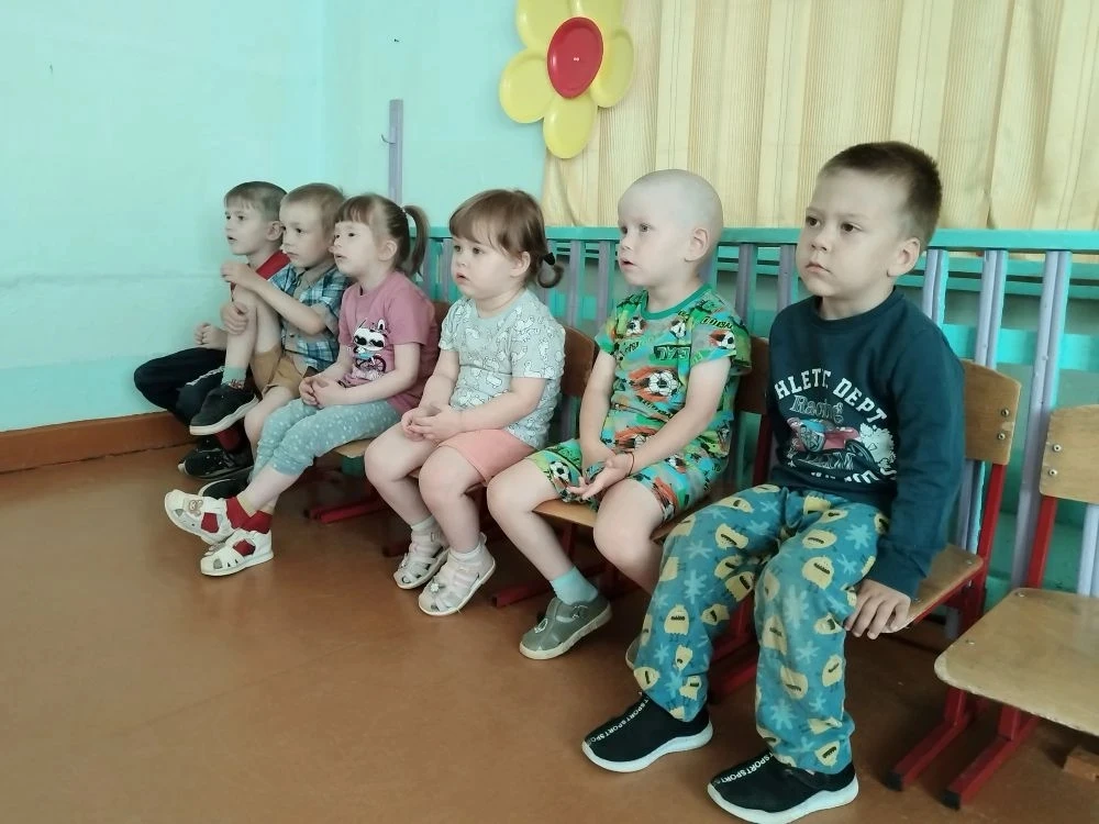 Сегодня, 22 июня, в нашем детском саду прошло занятие, посвященное Дню памяти и скорби.