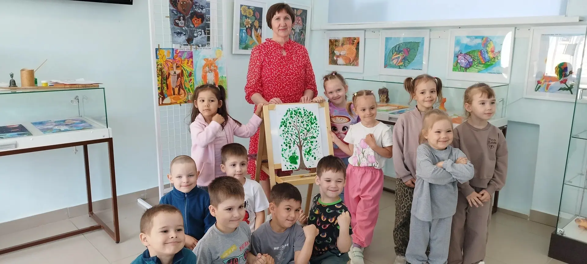 В музее распахнулись двери для всех желающих погрузиться в удивительный мир детства, по...