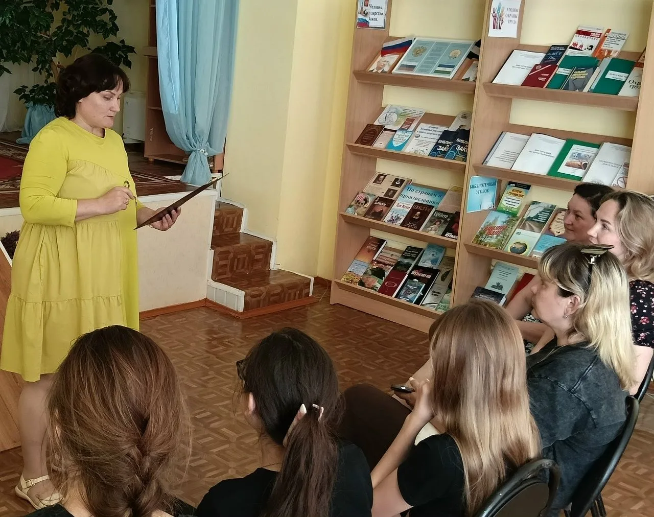(0+) «Как читать своему ребенку»
 
16 июня в читальном зале Прибельской юношеской модельной сельской
