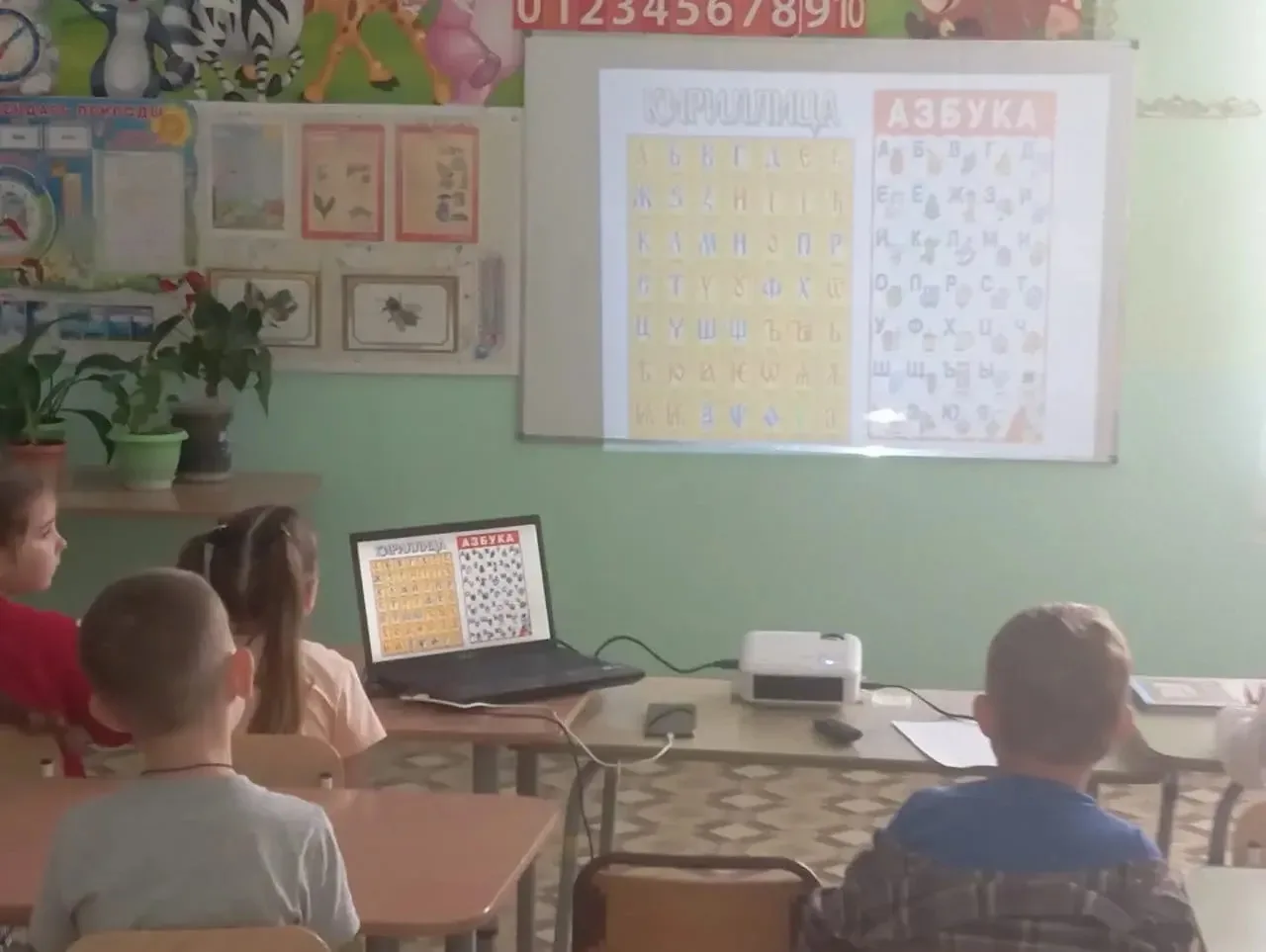✨ В старшей группе сегодня прошёл День славянской письменности! Ребята с увлечением леп...