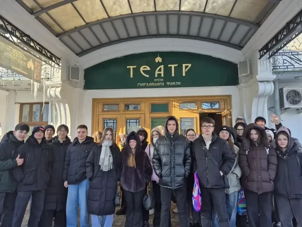 25 февраля, благодаря программе «Пушкинская карта», студенты ОУФТ стали зрителями пронзительного спе