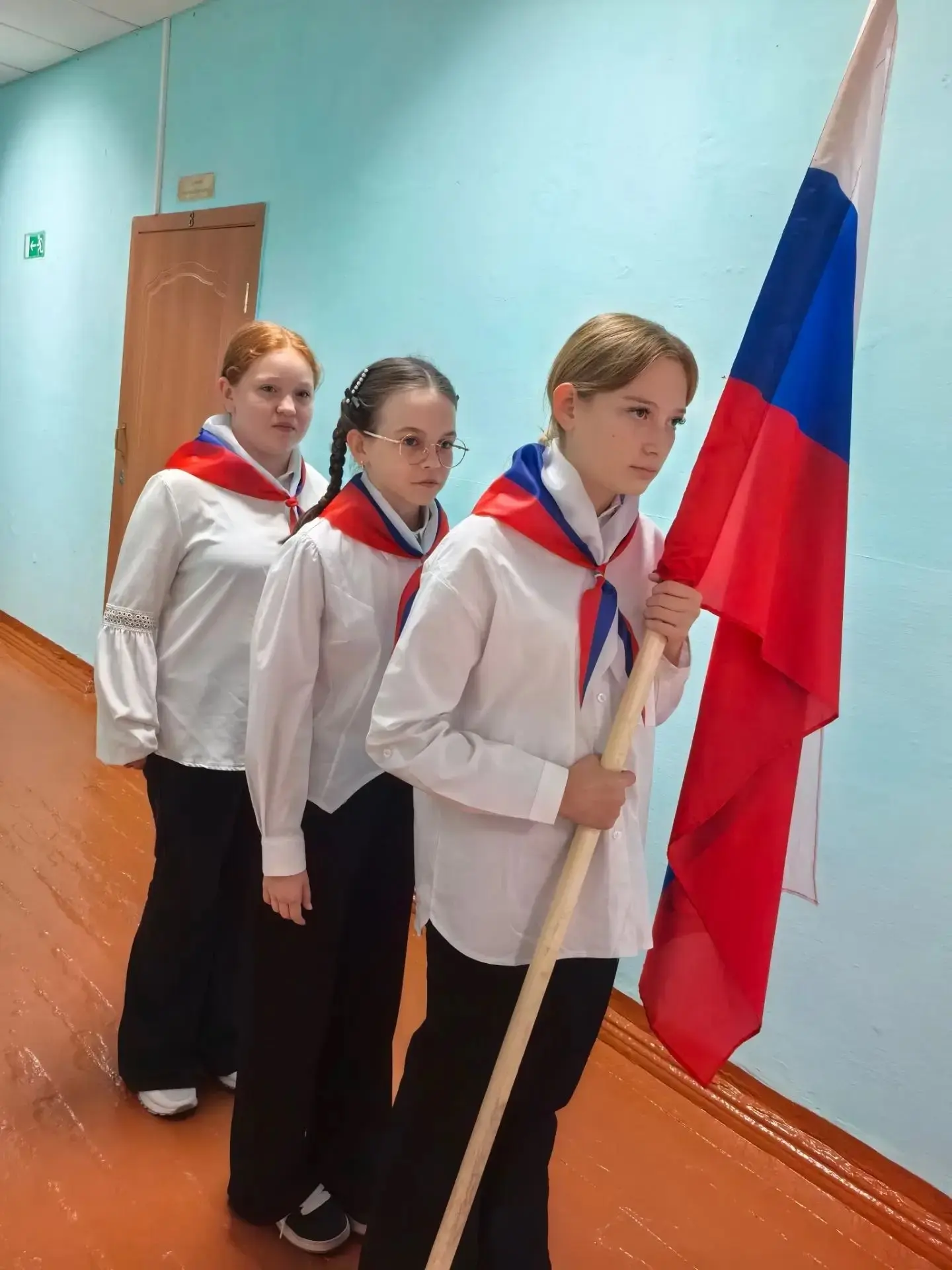 5 октября в МБОУ «Селезянская СОШ» прошла традиционная линейка, посвященная выносу Госу...