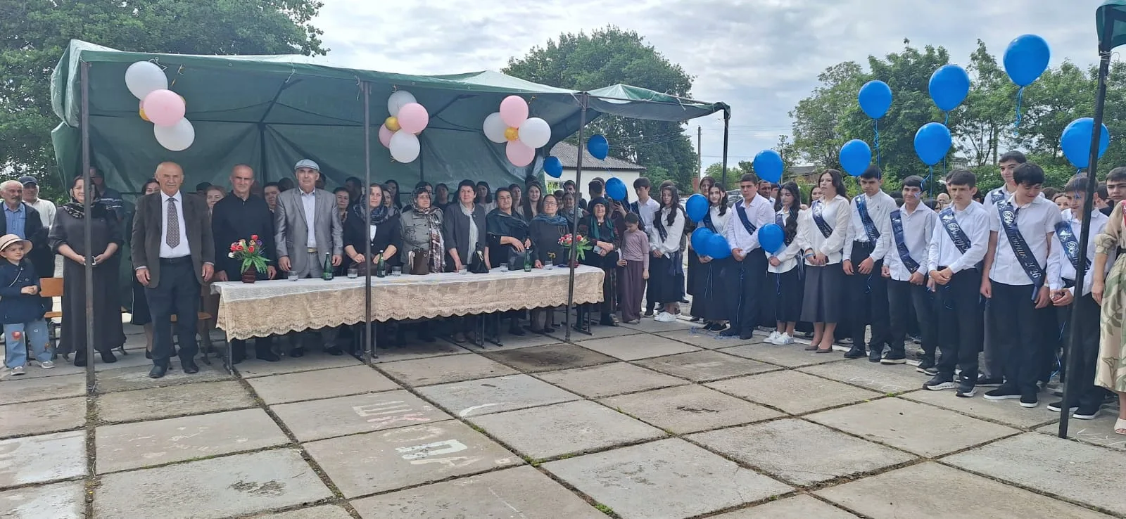 🎓 Дорогие друзья! В селе Юхари-Стал прозвенел последний звонок! Поздравляем наших выпу...