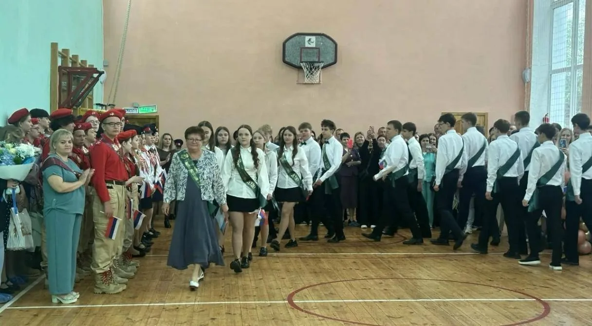 Последний звонок 2026 — праздник, объединяющий сердца!

26 мая в школах Спасского района прозвучал П