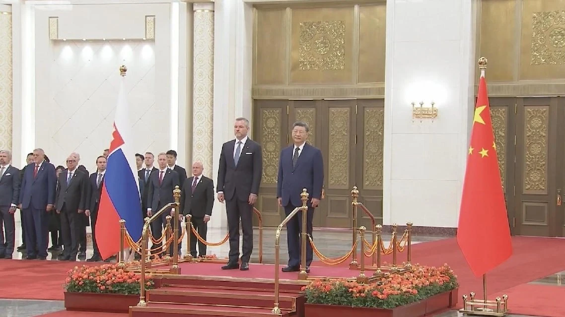 🇨🇳🇸🇰Си Цзиньпин провел переговоры с президентом Словакии

В ходе встречи с Петером Пеллегрини, п