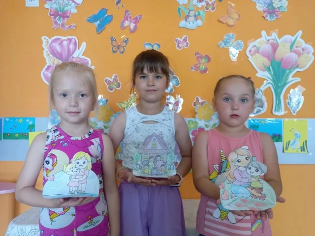 В рамках тематической недели «Моя семья», в нашем детском саду «Сошнышко», были проведены различные 