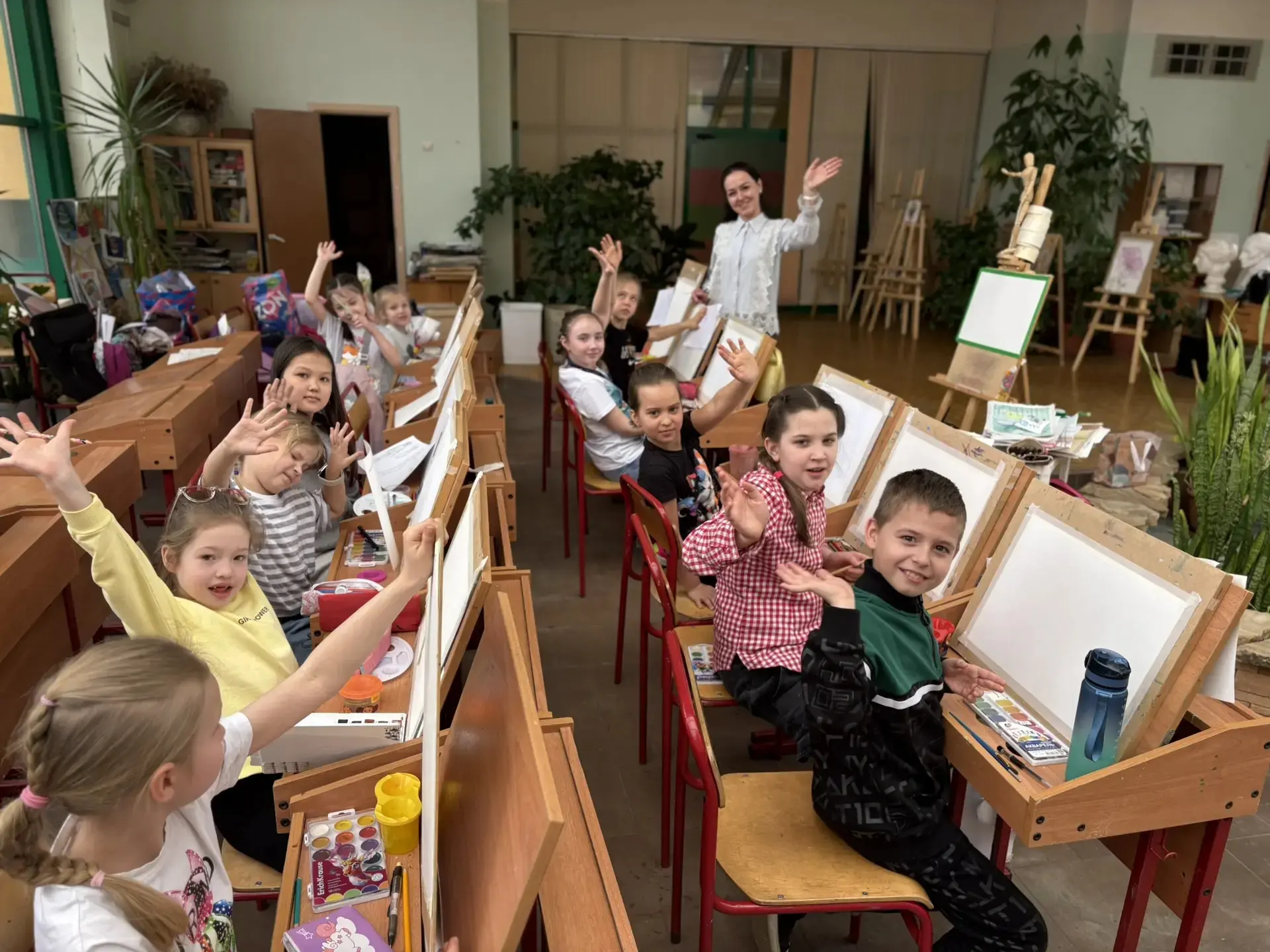 🎨 Во время каникул прошел интенсив «Весенние краски»!   🌸Под руководством Лилии Рамилевны Сорокиной 