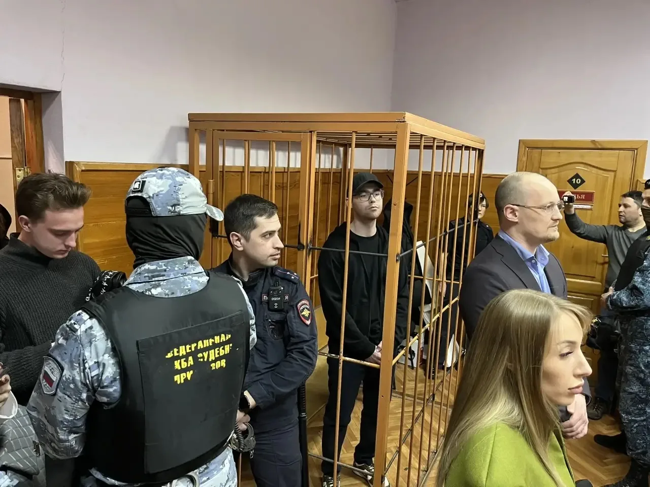 ⚖️ В Екатеринбурге бывший региональный редактор информационного агентства признан виновным в даче вз