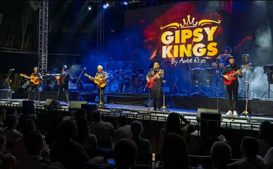 Группа Gipsy Kings Андре Рейеса подарила любителям музыки из Антальи незабываемый вечер...