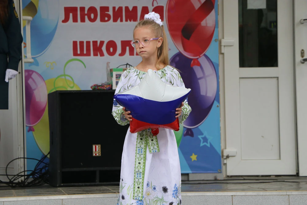 Двери нашей школы вновь распахнулись, чтобы дать старт новому учебному году!   Традицио...