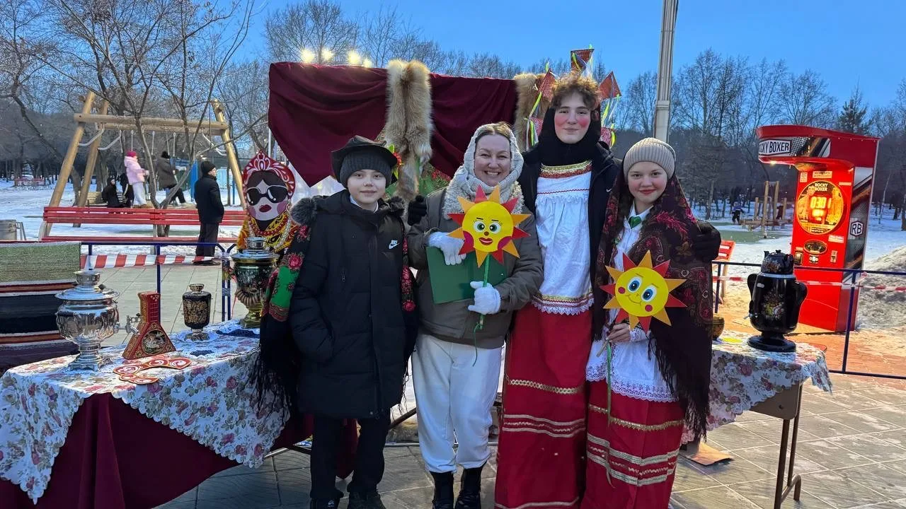 🌞🥞 Масленица — ярко, дружно, креативно!  В этом году наша школа приняла участие в конкурсе фотозон, 