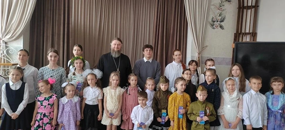 Вчера воспитанник Козлов Тихон принял участие в Епархиальном конкурсе чтецов духовной п...