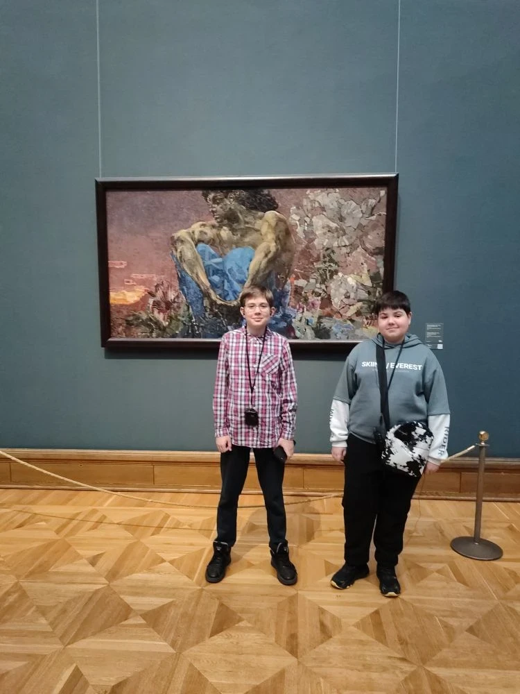 🎨 ПРИКЛЮЧЕНИЕ В МИРЕ СКАЗОК И КАРТИН!  Наши кадеты 6 «Р» класса окунулись в волшебный мир искусства 