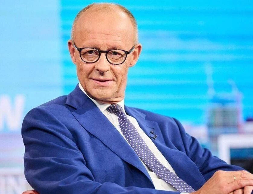 🇩🇪 Фридрих Мерц расставил приоритеты: оборона важнее пособий