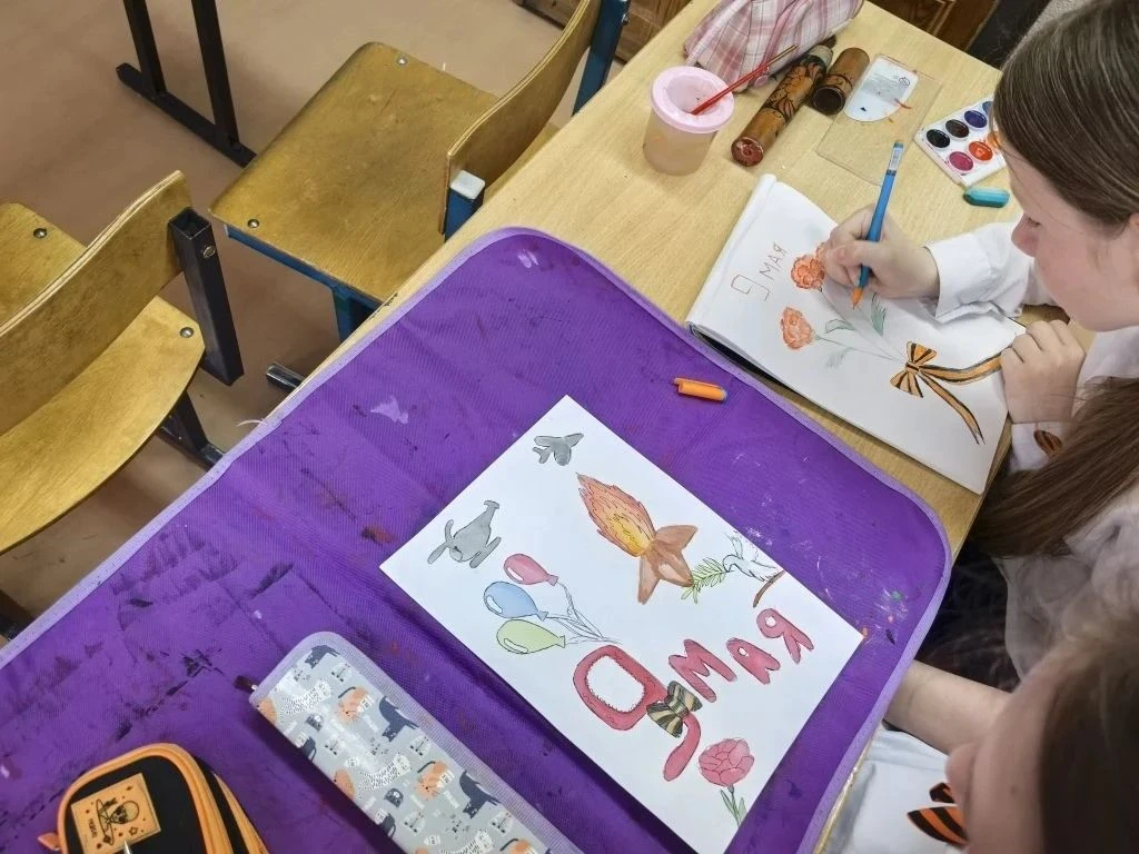 ✍️Вперёд, юнкор! Всем привет! На связи ученица 5-Е класса Булатецкая Елизавета!😊  ✅8 мая на уроке ИЗ