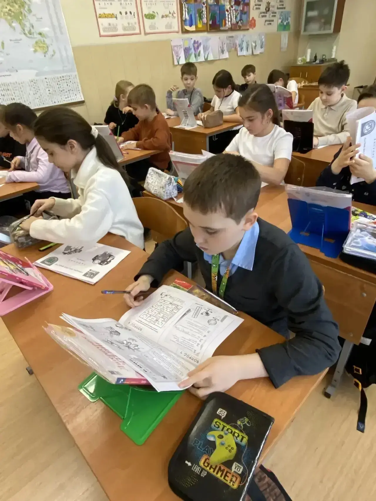 🌏ДЕНЬ ГЕОГРАФИИ🌏  🎓В нашей #ШколаТропарево  прошло Всероссийское просветительское мероприятие Русско