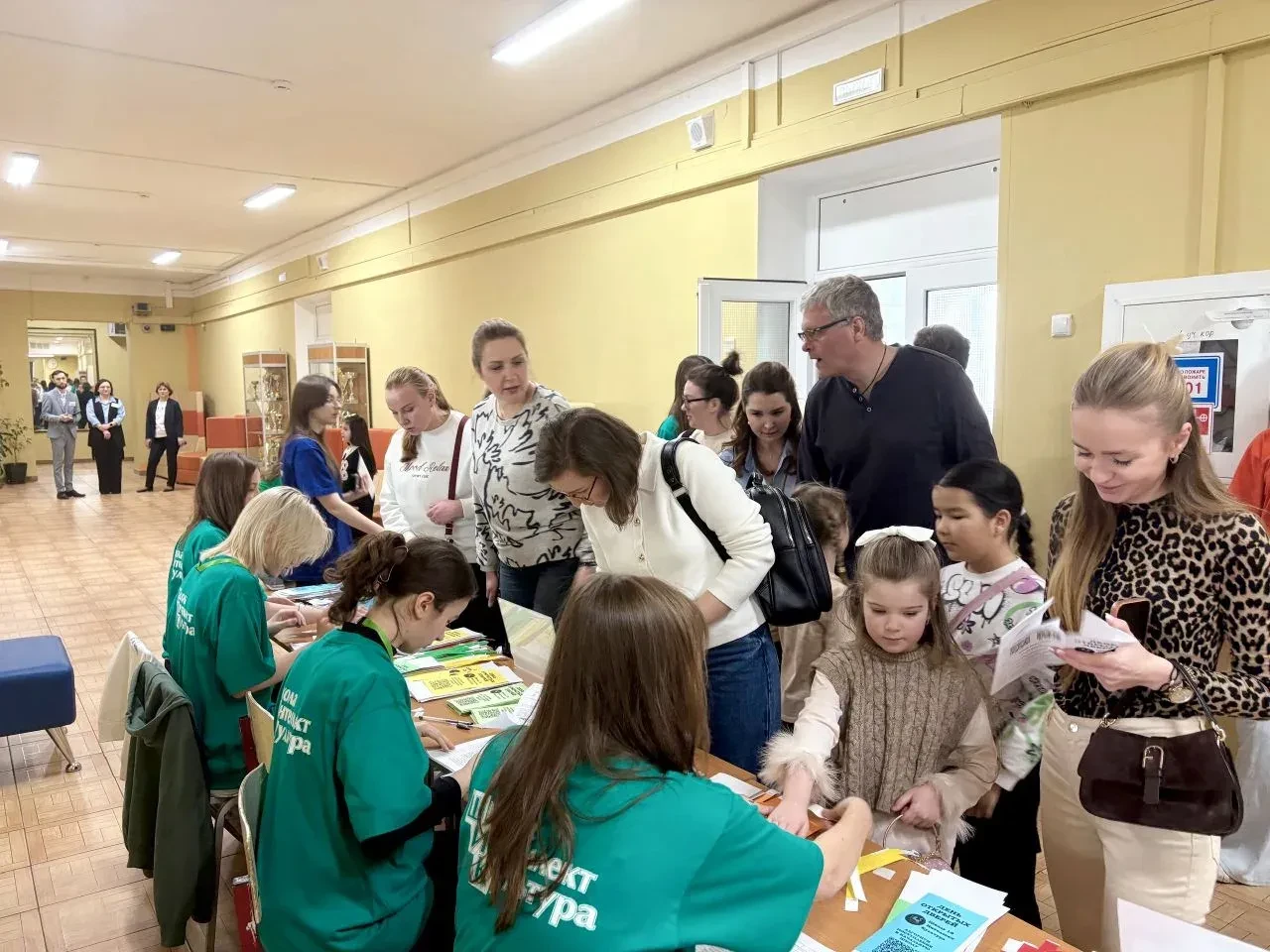 День знакомства и новых надежд! 😊  Совсем недавно в ШИК 16 прошел День открытых дверей для будущих п